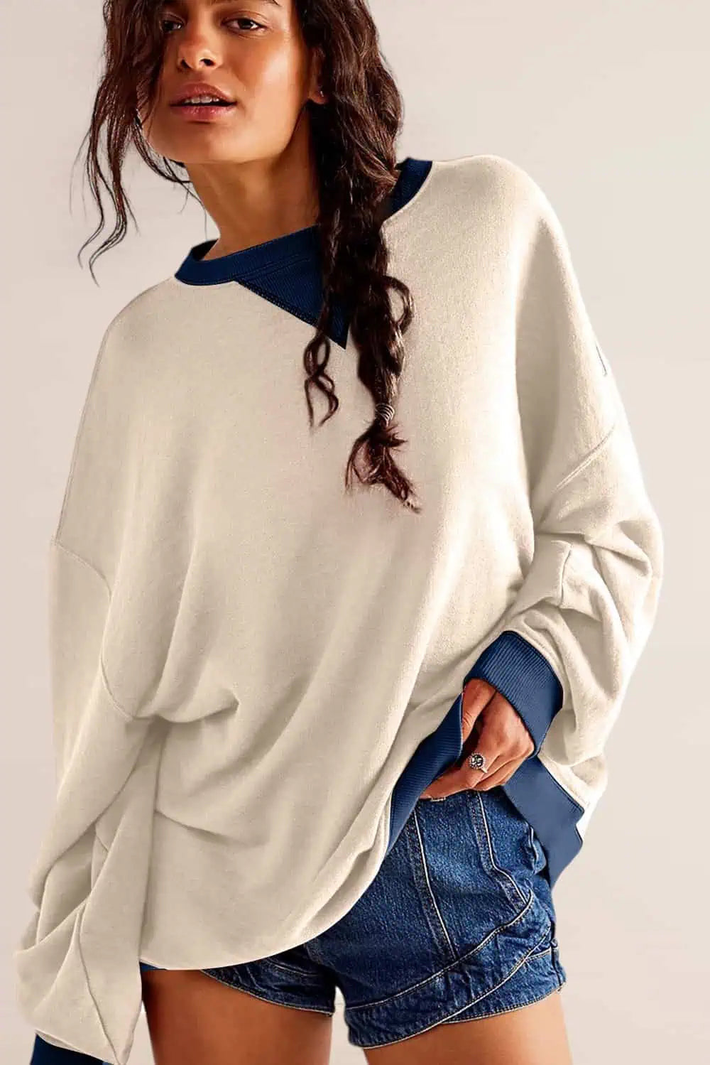 Contrast Trim Round Neck Long Sleeve Sweatshirt Tops