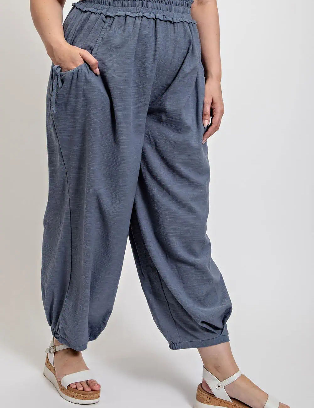 Gigio USA Relaxed Fit Barrel Pant with Side Pockets Plus Size | Pants Daverri Fashions