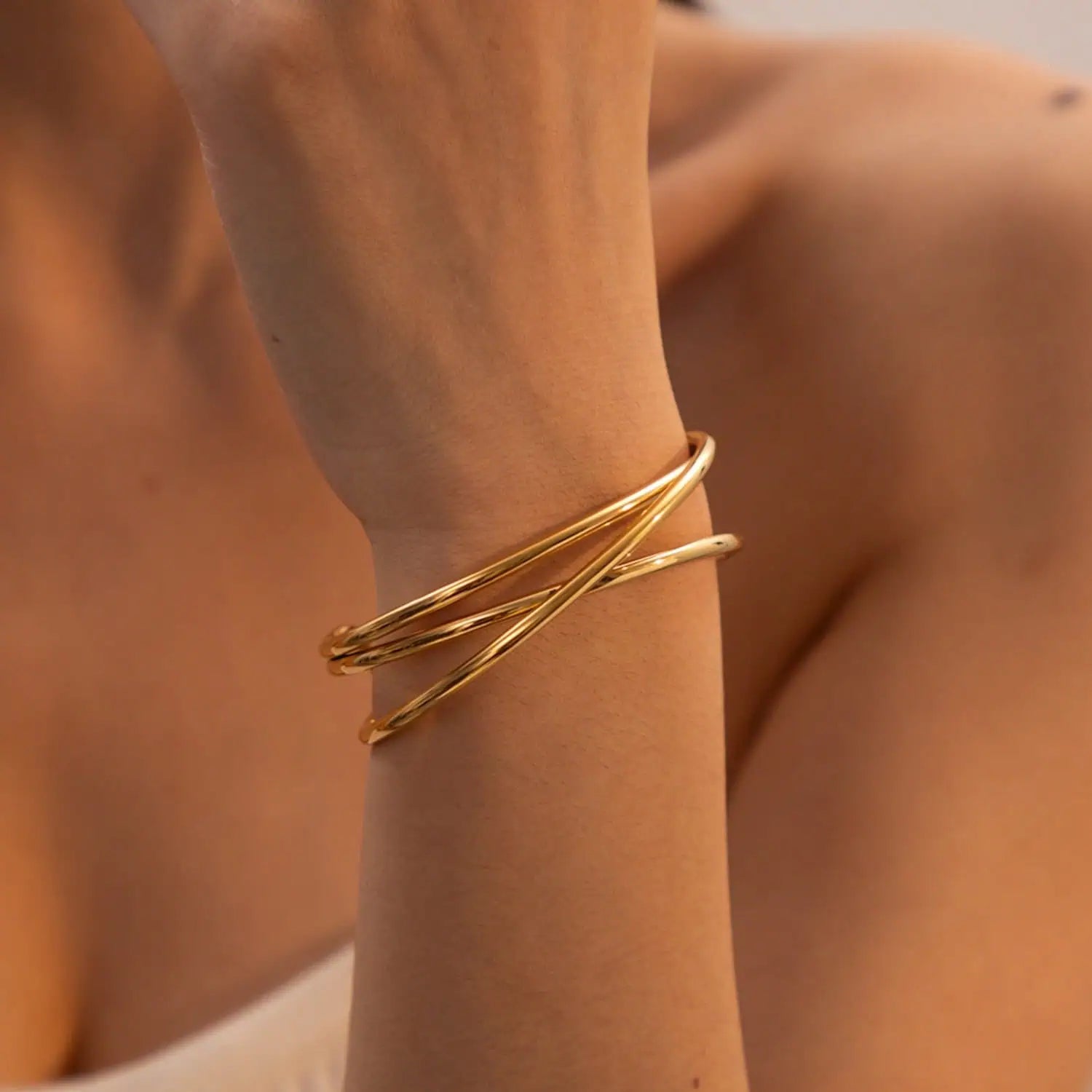 Minimalist Stainless Steel Cuff Bracelet | Bracelets Daverri Fashions