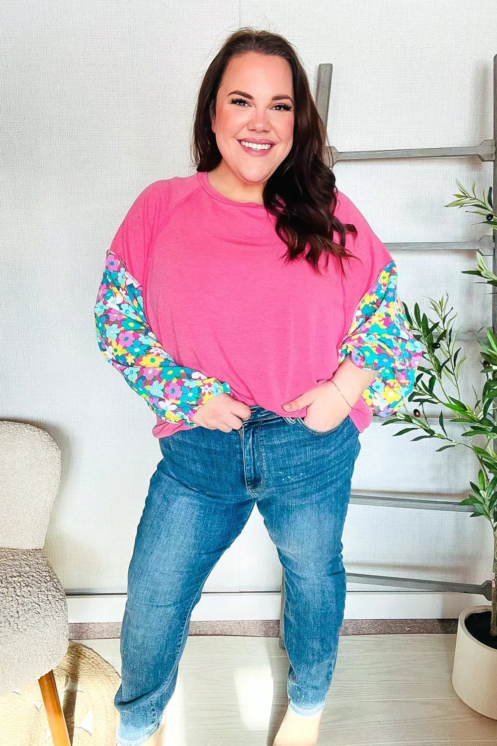 Lock Eyes Pink & Floral Bubble Sleeve French Terry Pullover - DAVERRI FASHIONS