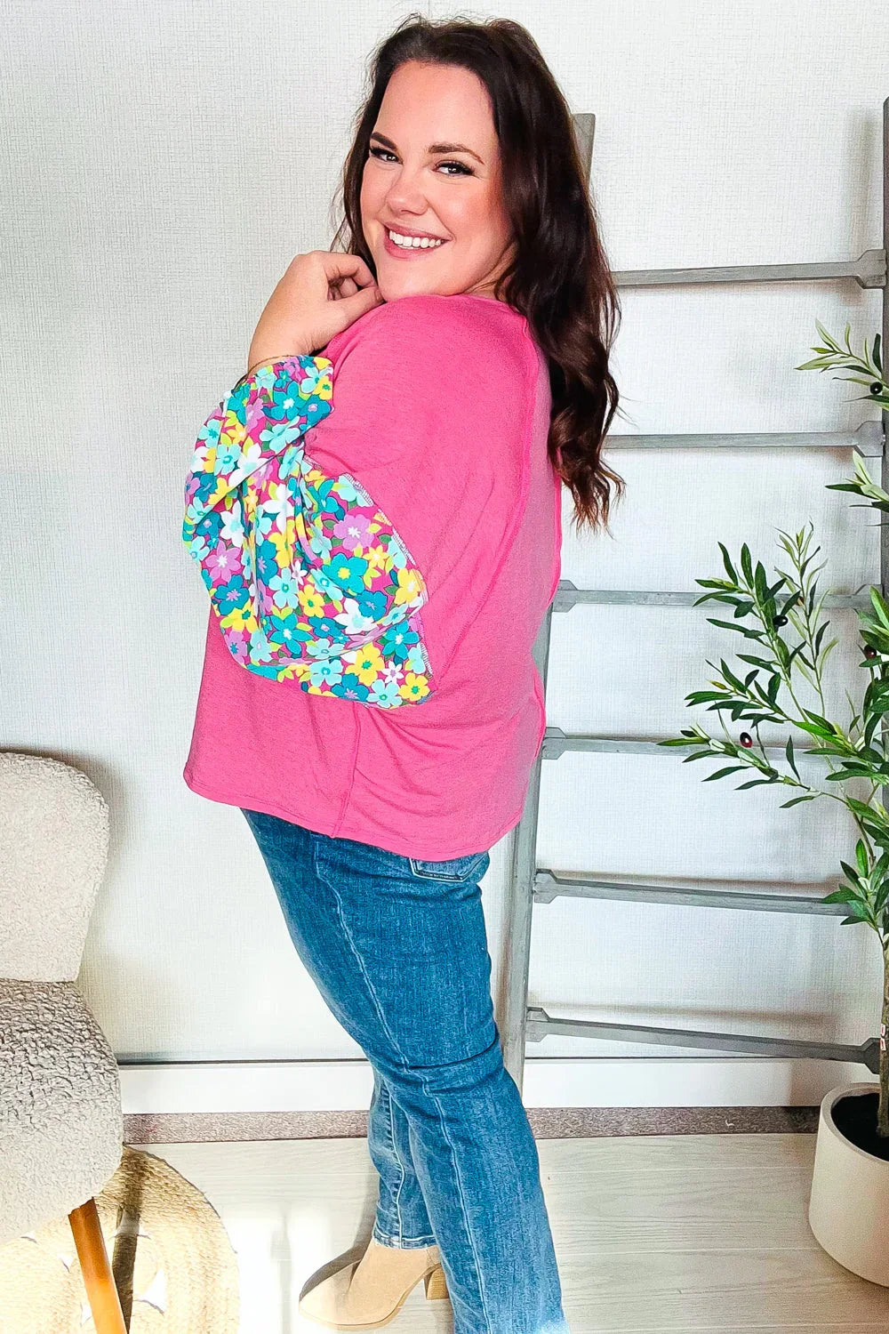 Lock Eyes Pink & Floral Bubble Sleeve French Terry Pullover | Daverri Fashions