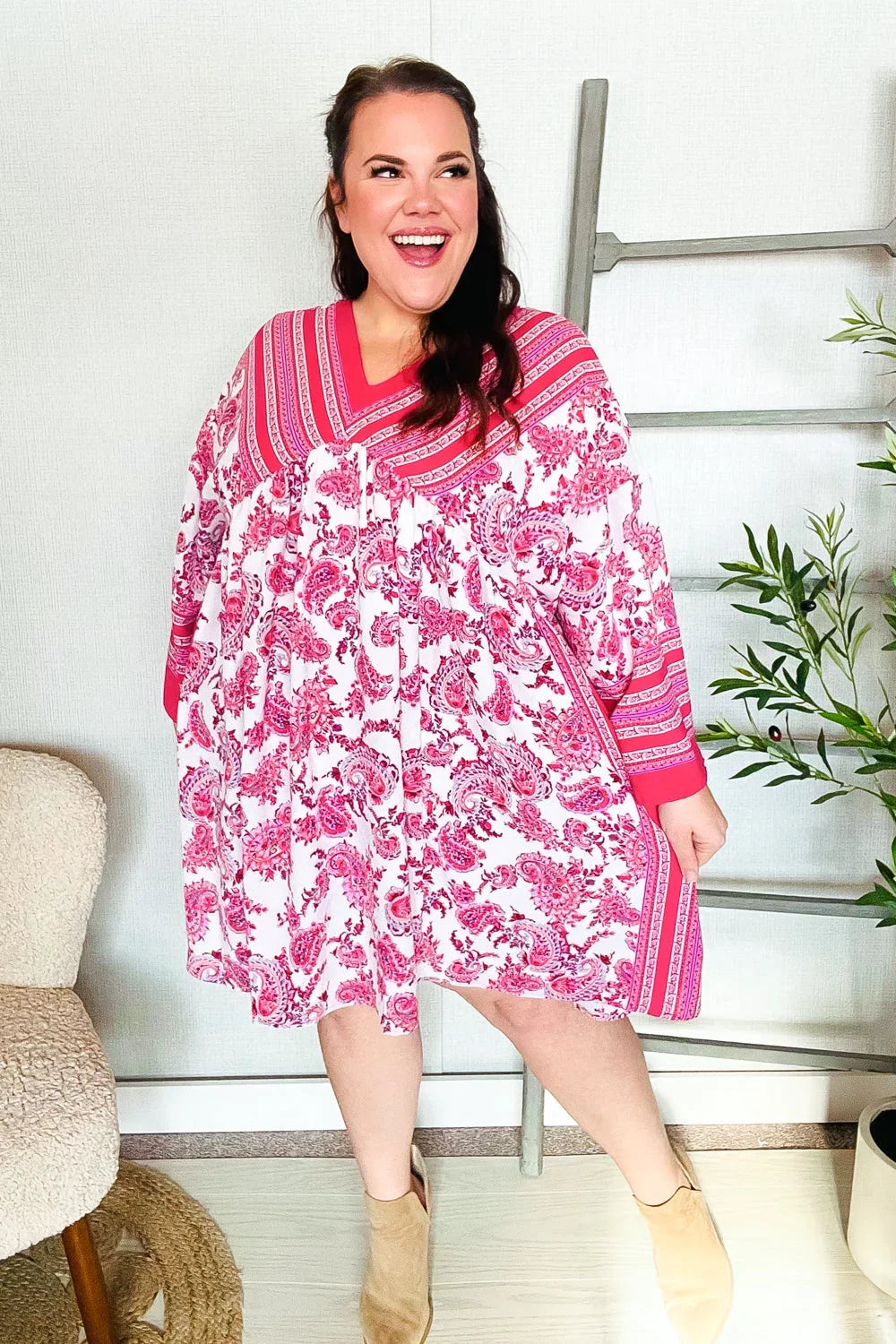Let's Meet Up Red & Pink Paisley Drop Shoulder Kimono Dress | Daverri Fashions