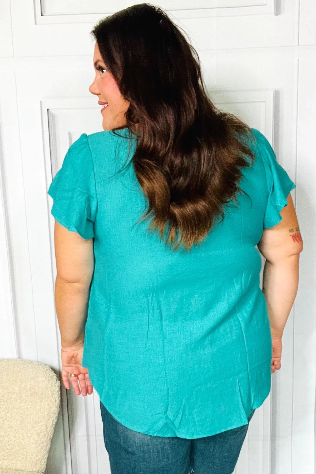 Eyes On You Teal Scalloped V Neck Tulip Sleeve Top | Daverri Fashions