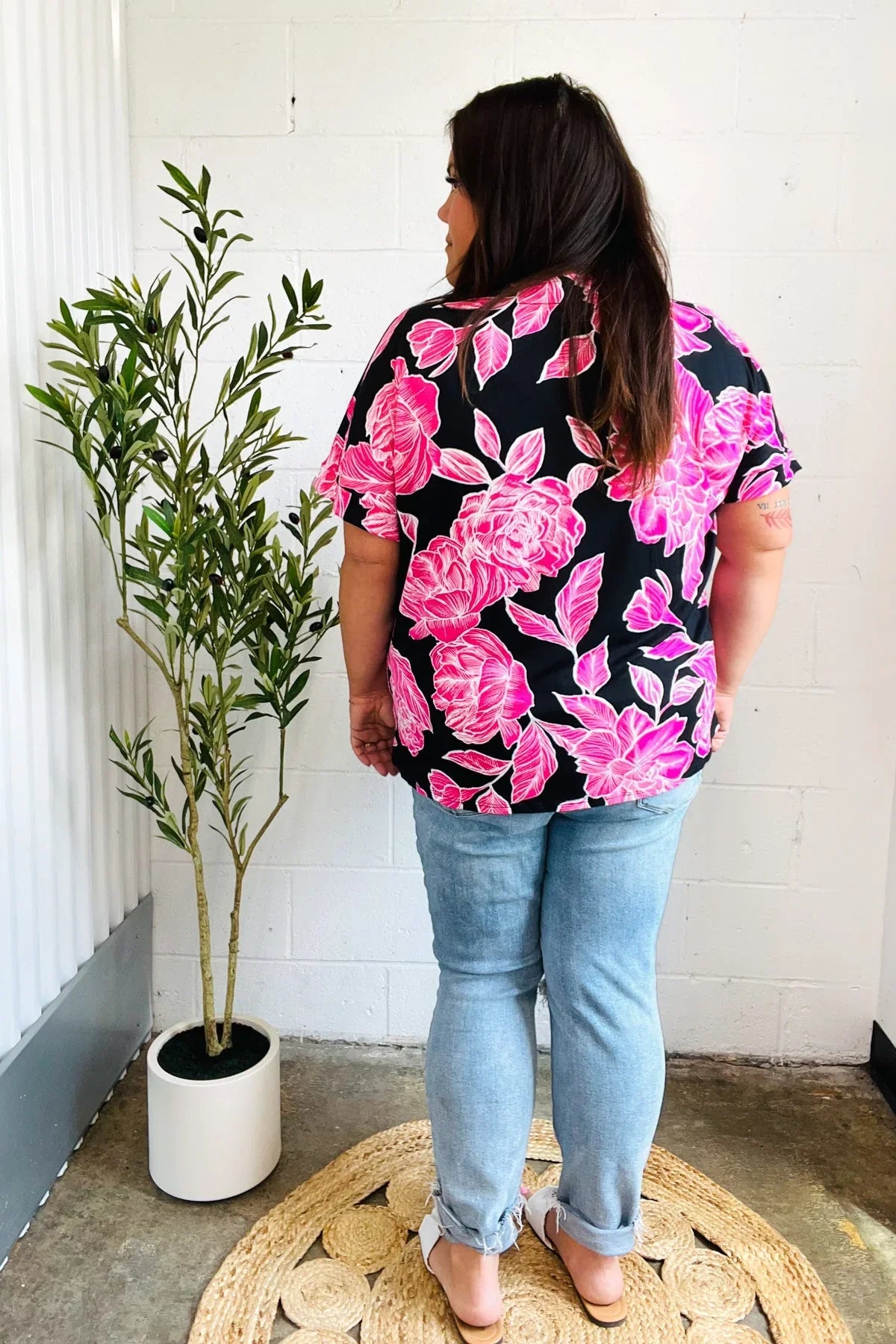 Tropical Vibes Black & Hot Pink Floral V Neck Top | Daverri Fashions