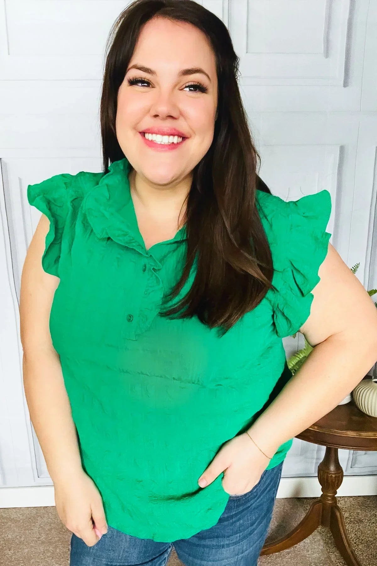 Glamorous In Kelly Green Textured Ruffle Mock Neck Top | Daverri Fashions
