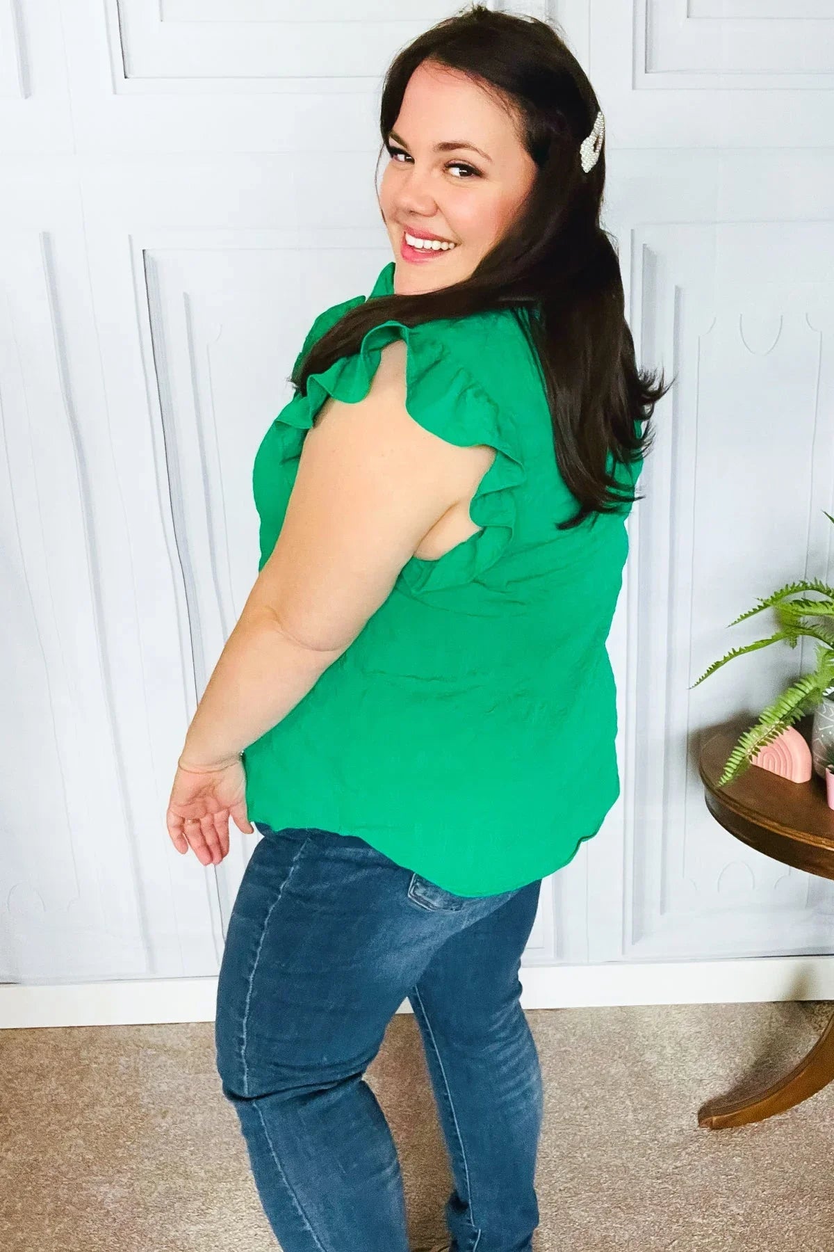 Glamorous In Kelly Green Textured Ruffle Mock Neck Top | Daverri Fashions