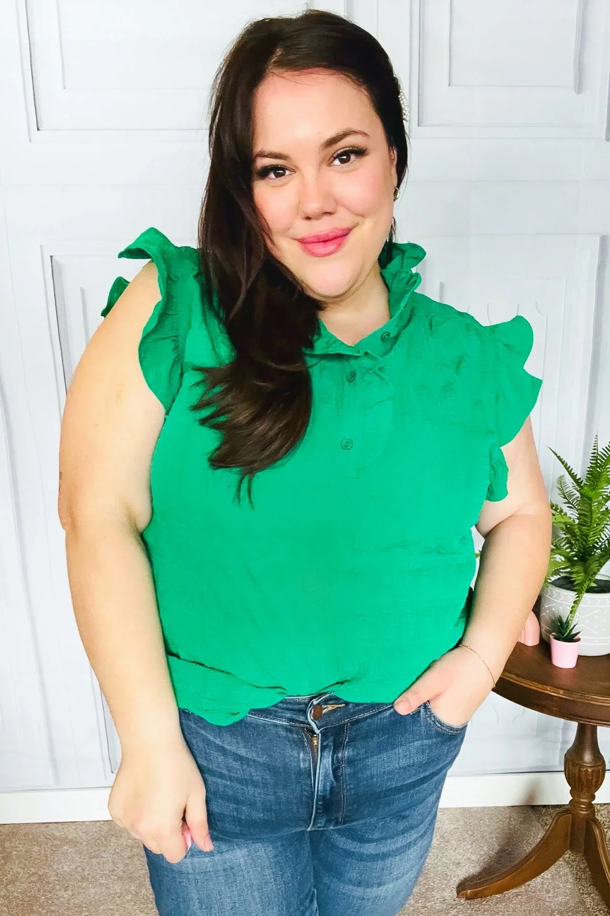 Glamorous In Kelly Green Textured Ruffle Mock Neck Top | Daverri Fashions