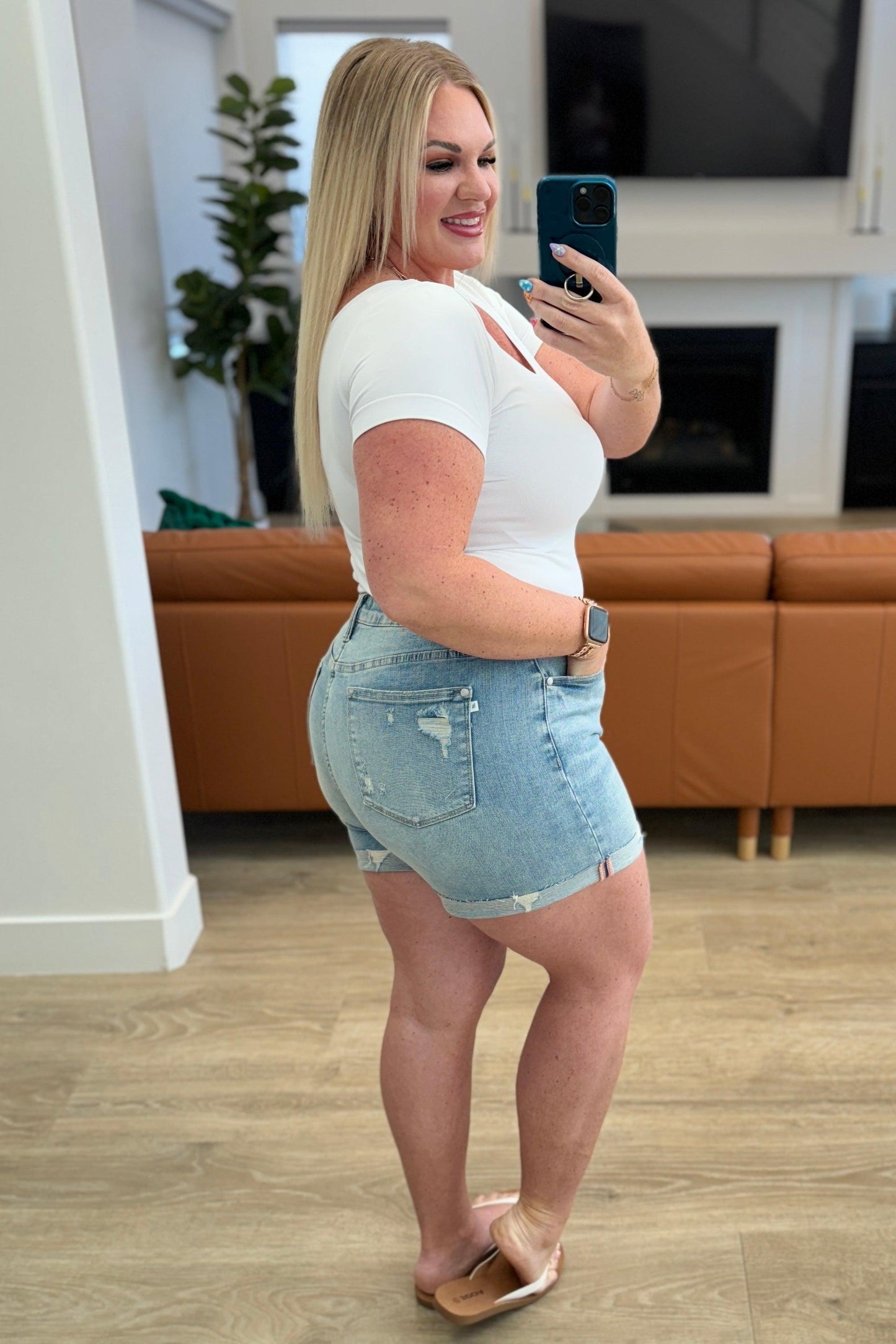 Judy Blue High Rise Distressed Cuffed Cutoff Shorts Denim Shorts
