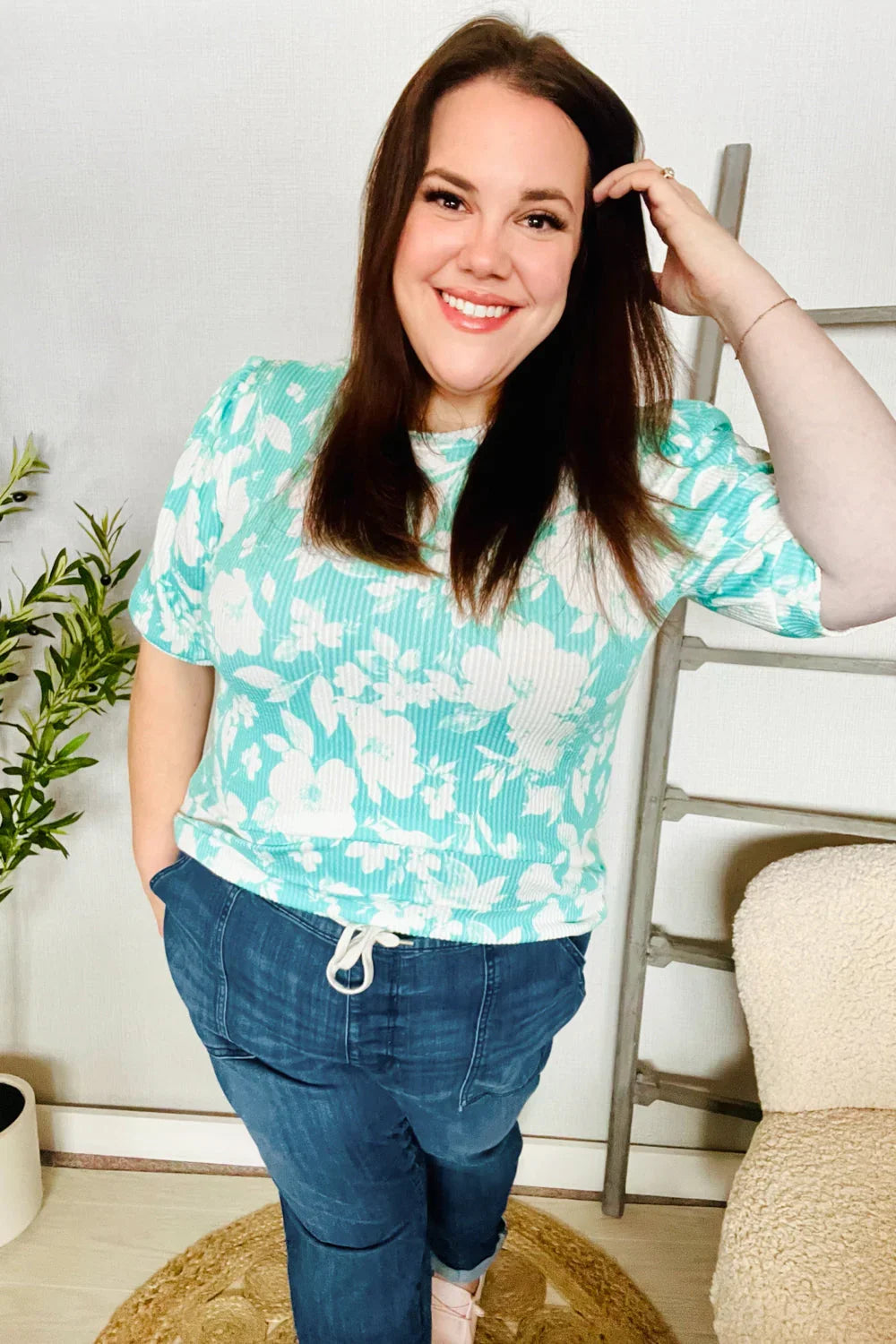 Spring Vibes Mint Wavy Rib Puff Short Sleeves Floral Top | Daverri Fashions