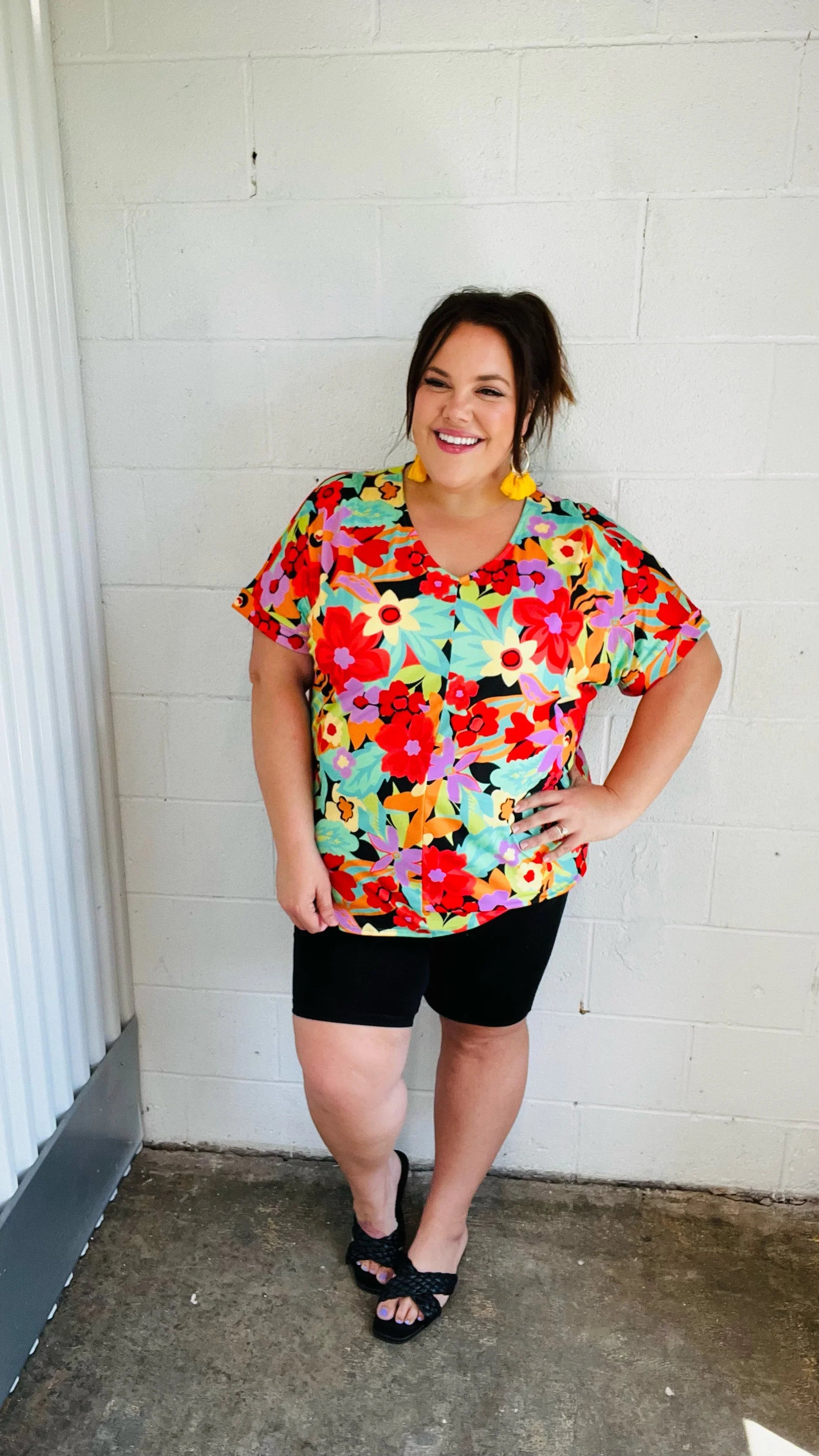 Multicolor Tropical Floral V Neck Drop Shoulder Top | Daverri Fashions