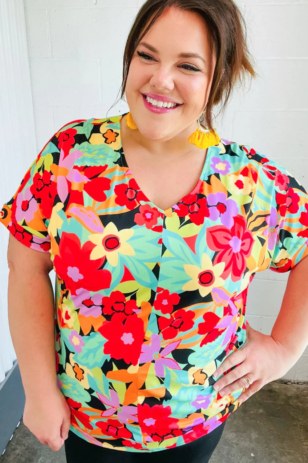 Multicolor Tropical Floral V Neck Drop Shoulder Top | Daverri Fashions