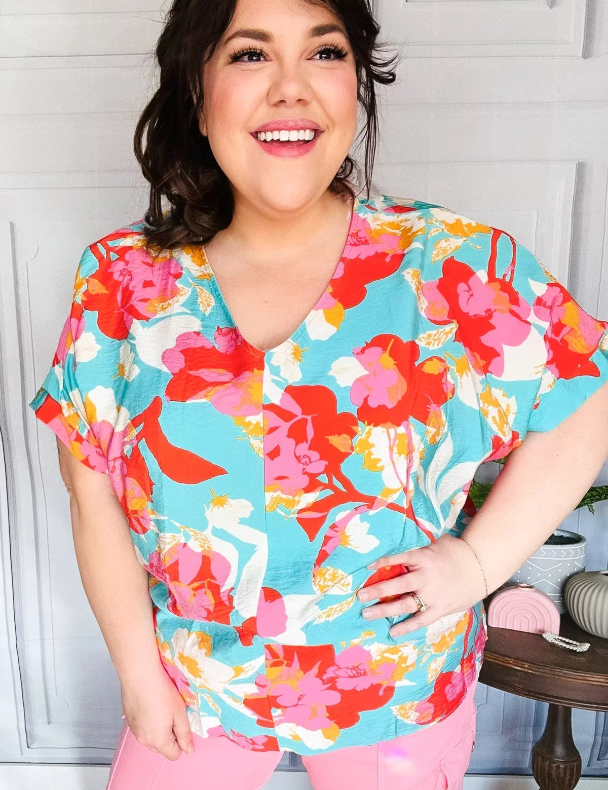 Weekend Ready Aqua & Coral Floral V Neck Woven Top | Daverri Fashions