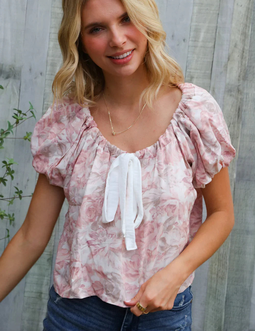 Bow | Daverri Fashions