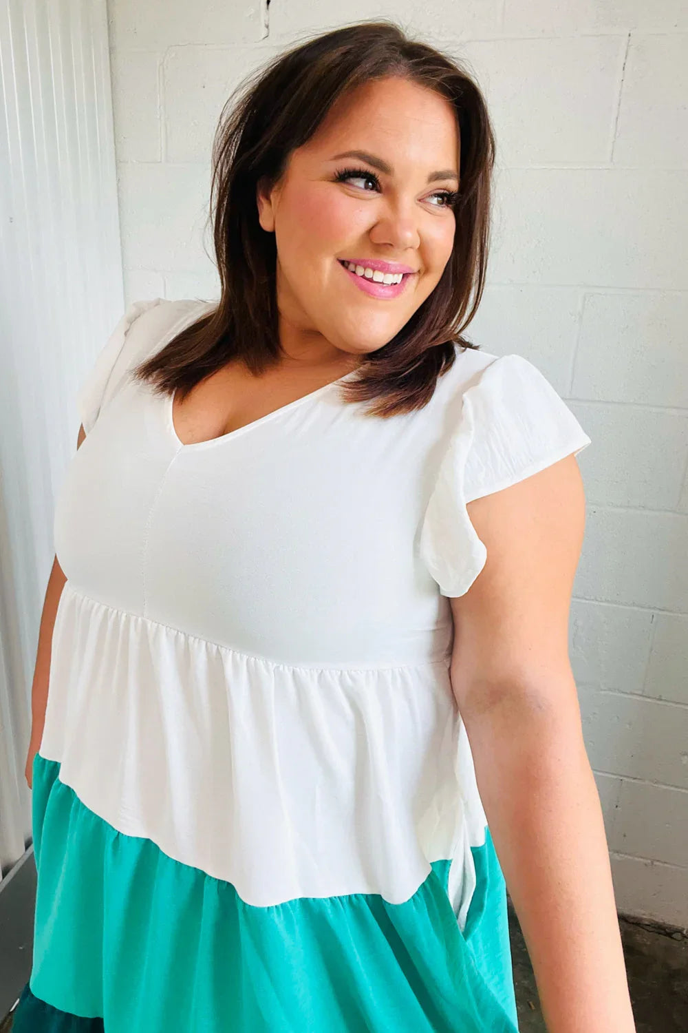 Seafoam & Emerald Tiered Frill Sleeve Midi Dress | Daverri Fashions