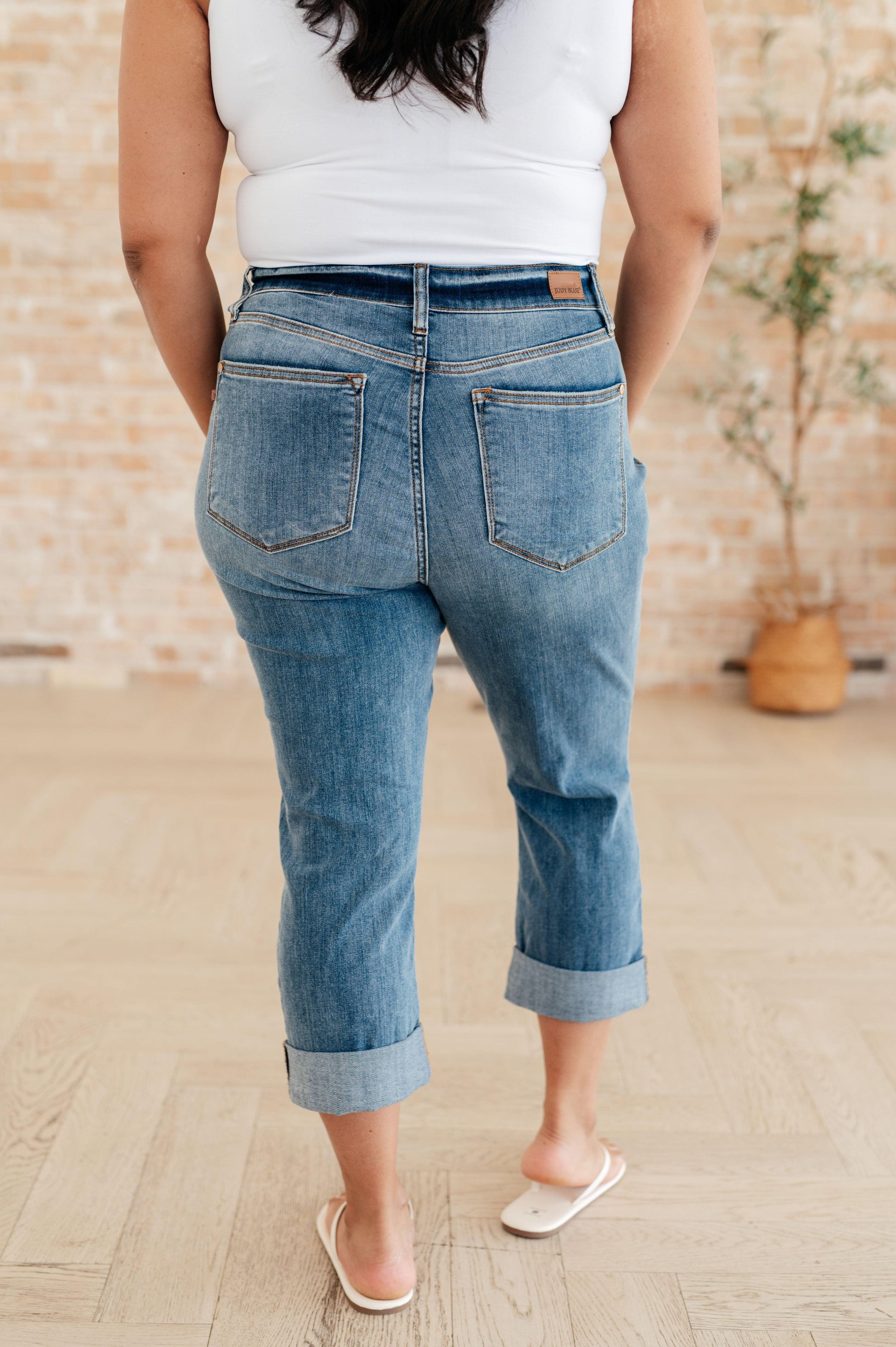 Judy Blue Laura Mid Rise Cuffed Skinny Capri Jeans Jeans