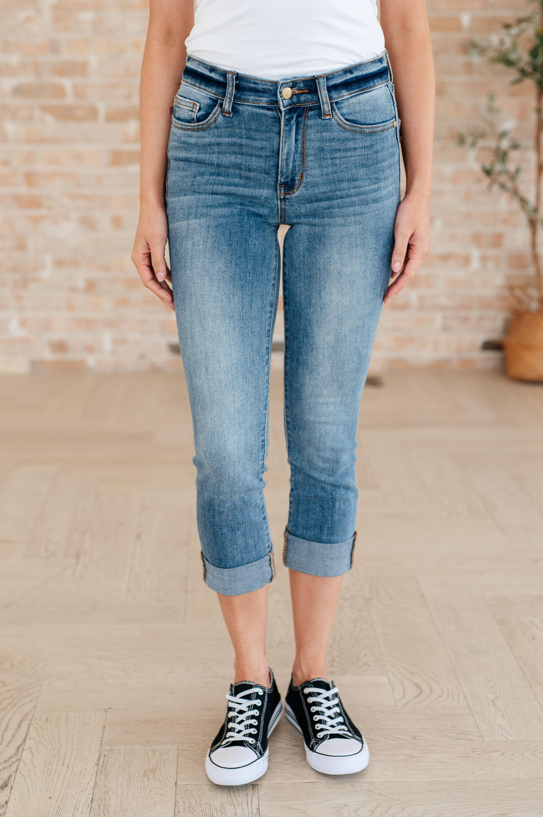 Judy Blue Laura Mid Rise Cuffed Skinny Capri Jeans Jeans