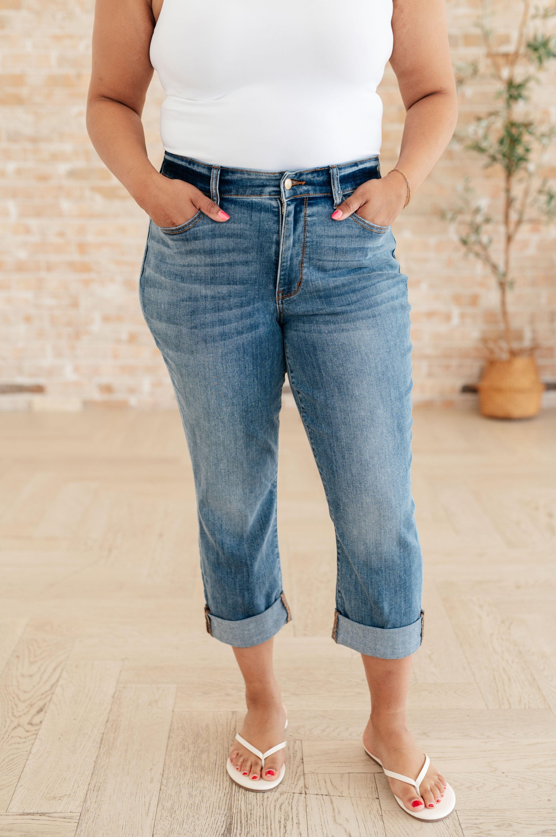 Judy Blue Laura Mid Rise Cuffed Skinny Capri Jeans Jeans