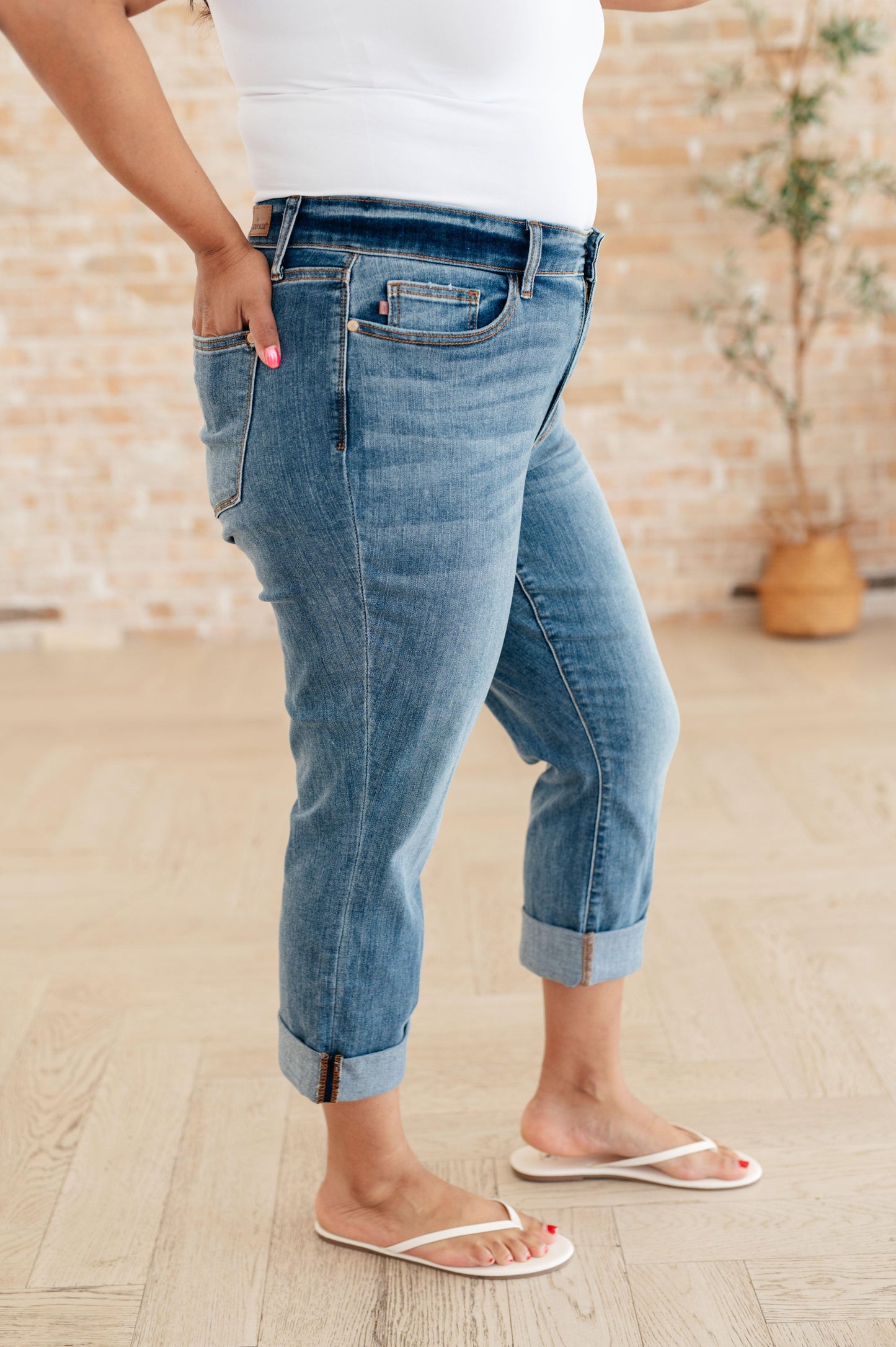 Judy Blue Laura Mid Rise Cuffed Skinny Capri Jeans Jeans