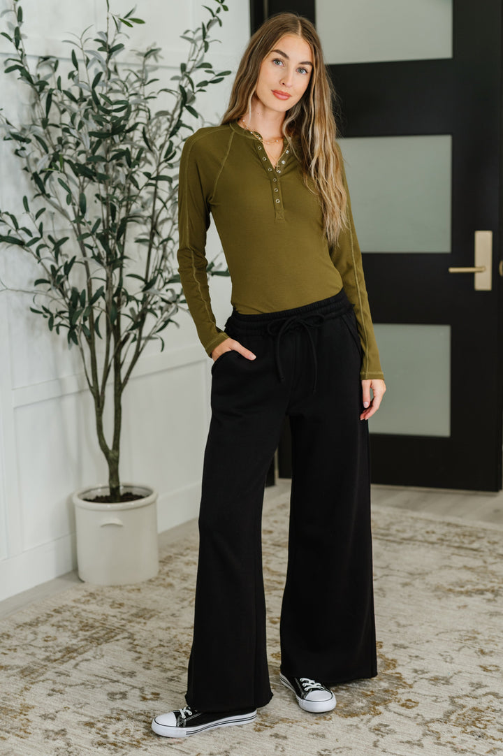 Lounge Line Wide Leg Sweats in Black | Womens Daverri Fashions