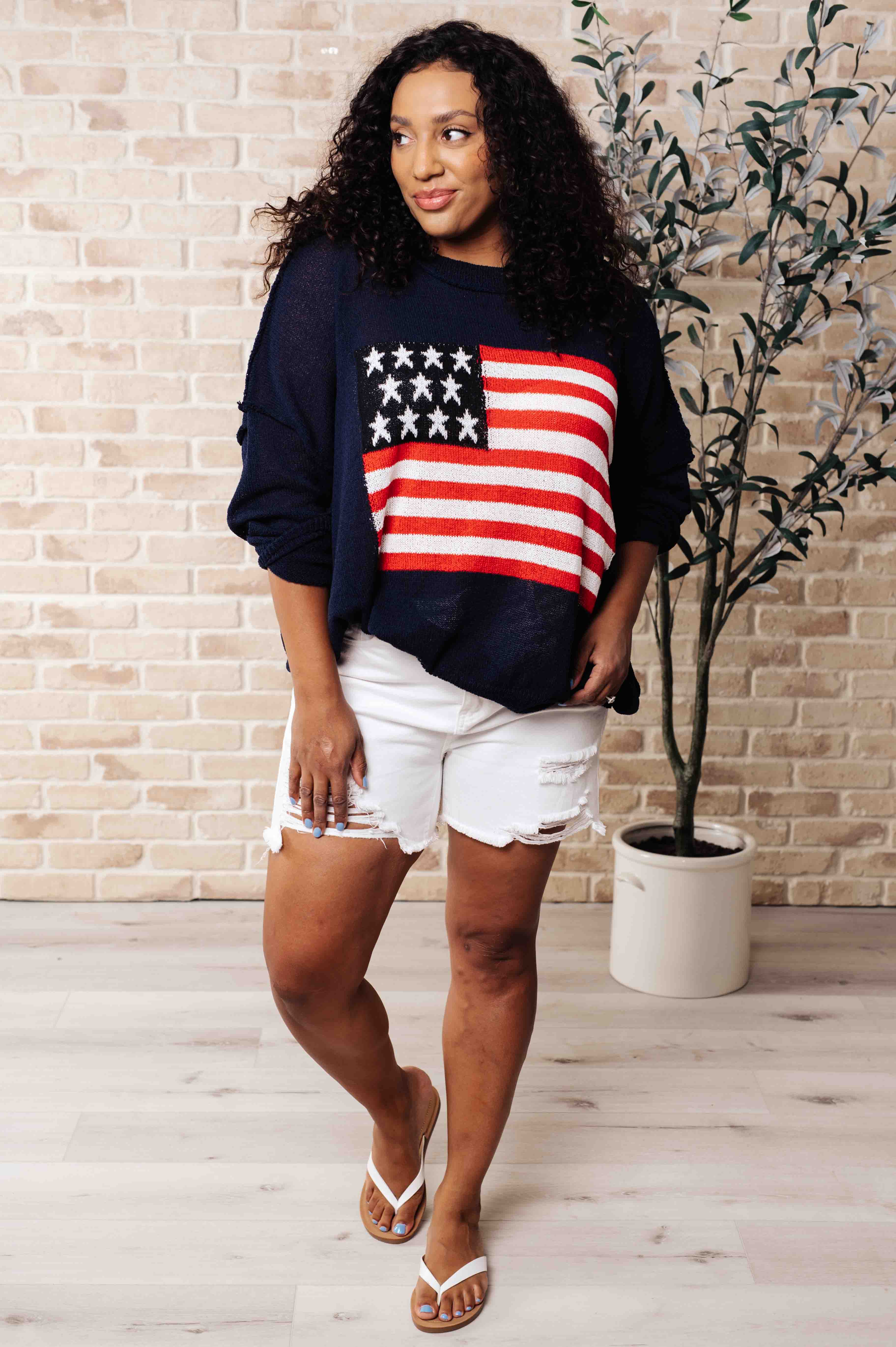 Oh Say Can You See Lightweight Pullover XL | Tops Daverri Fashions