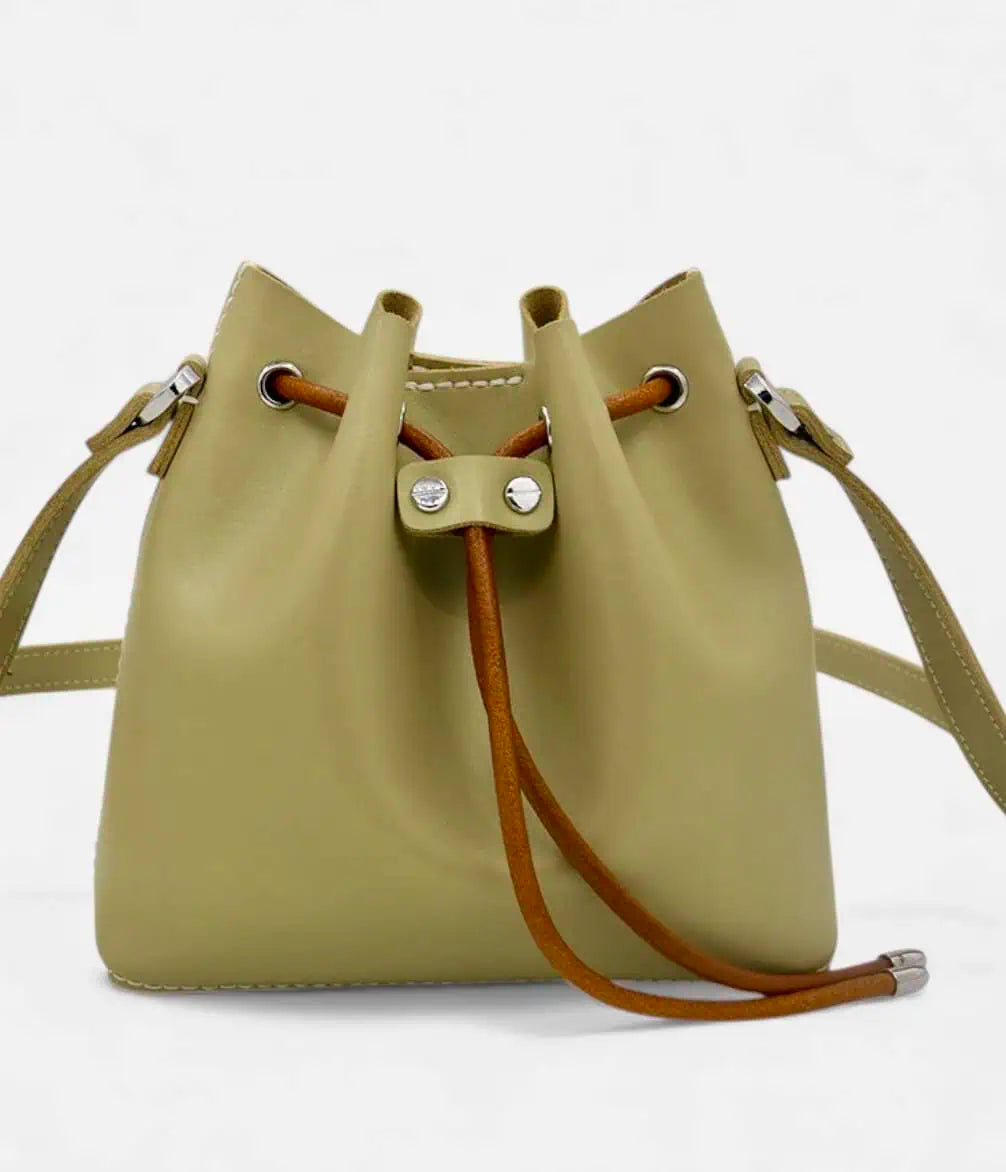 Camille Leather Hand-stitched Bucket Bag | Handbags Daverri Fashions