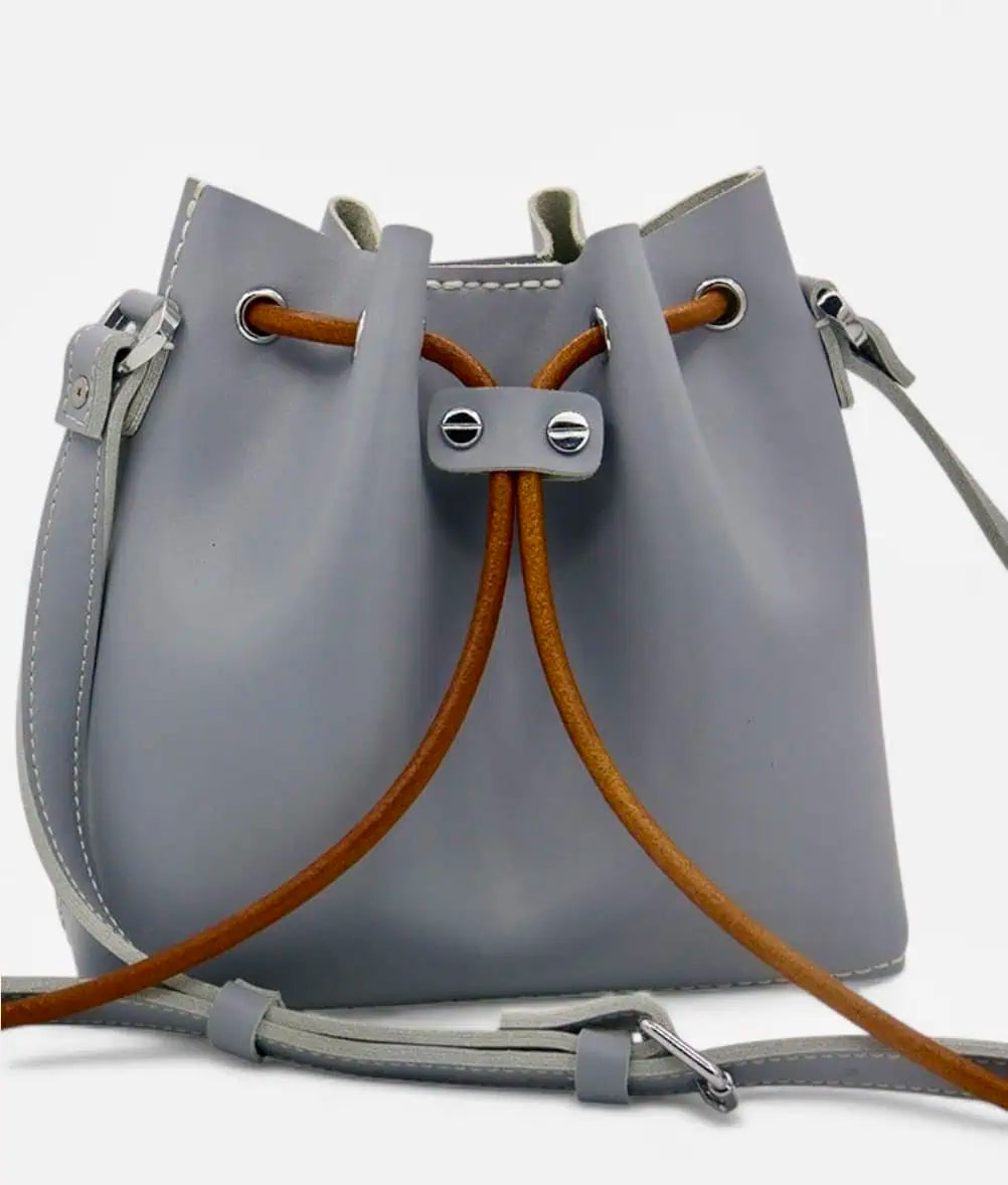 Camille Leather Hand-stitched Bucket Bag | Handbags Daverri Fashions