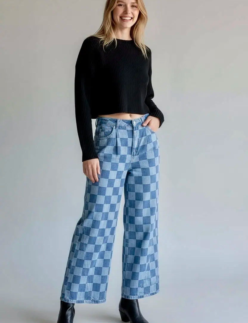 Checkered Wide Leg Jeans with Pockets | Jeans Daverri Fashions