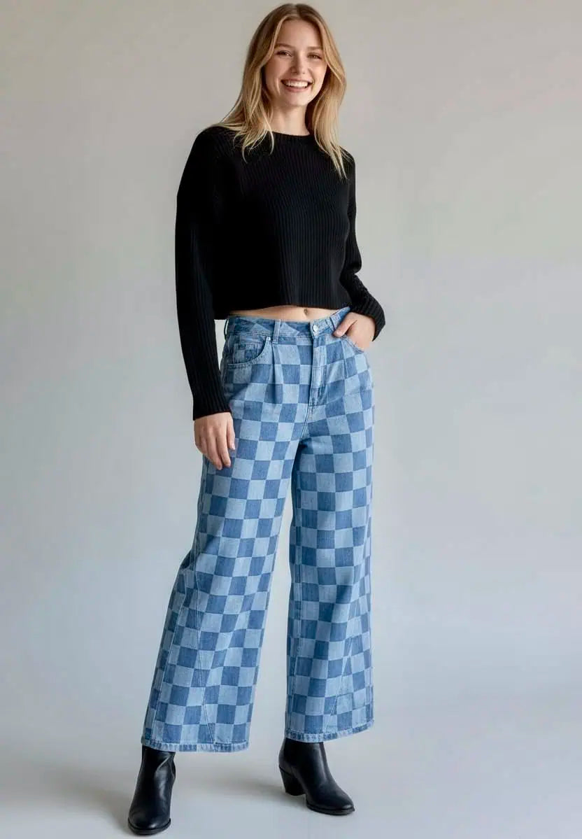 Checkered Wide Leg Jeans with Pockets | Jeans Daverri Fashions