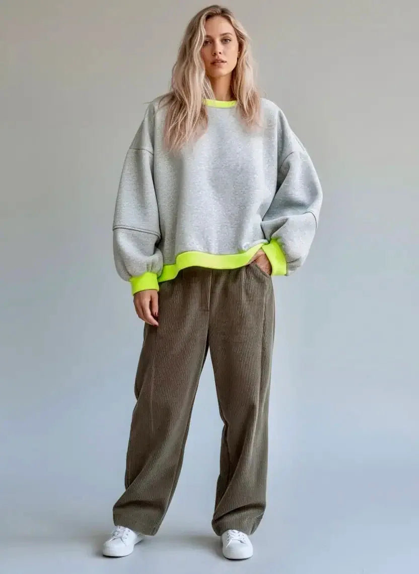 Contrast Trim Oversized Sweatshirt - DAVERRI FASHIONS