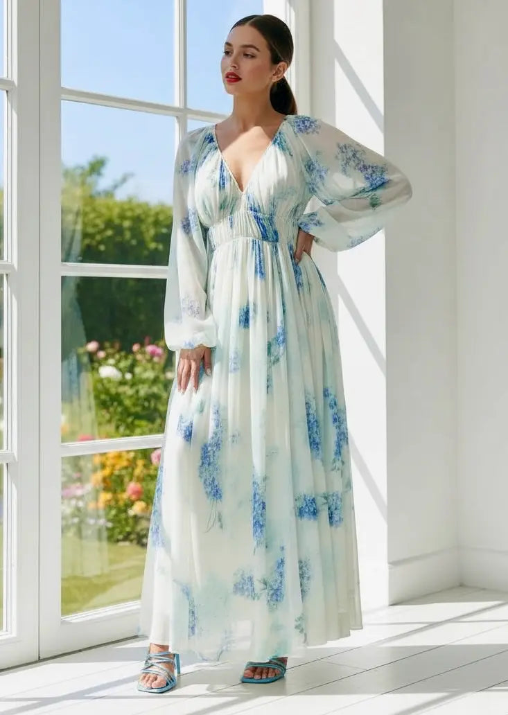 Floral print bohemian maxi dress with balloon sleeves in white and blue