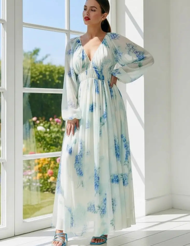Floral print bohemian maxi dress with balloon sleeves in white and blue