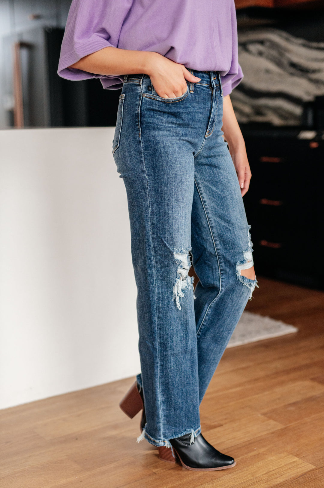 Rose High Rise 90's Straight Jeans in Dark Wash Jeans