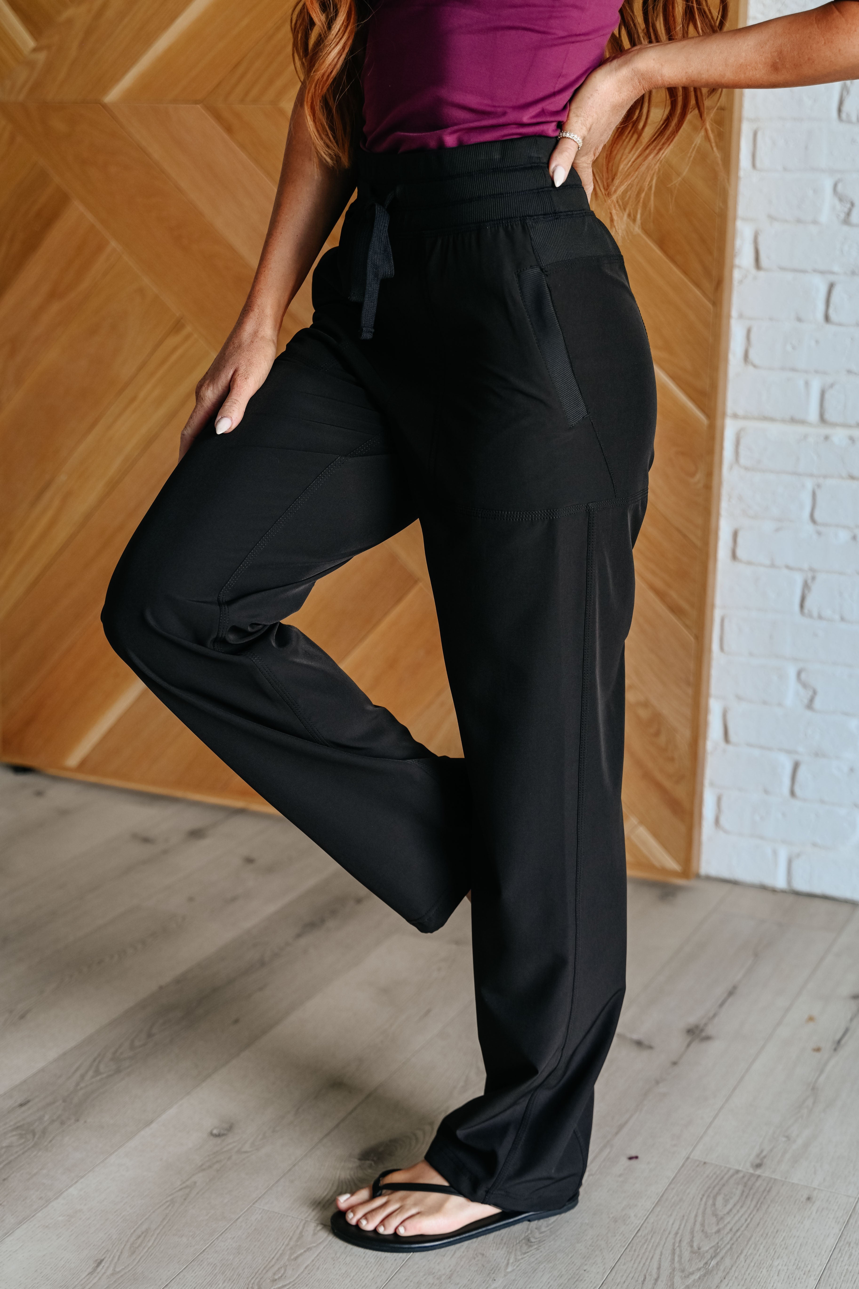 Runner's High Drawstring Joggers in Black Athleisure