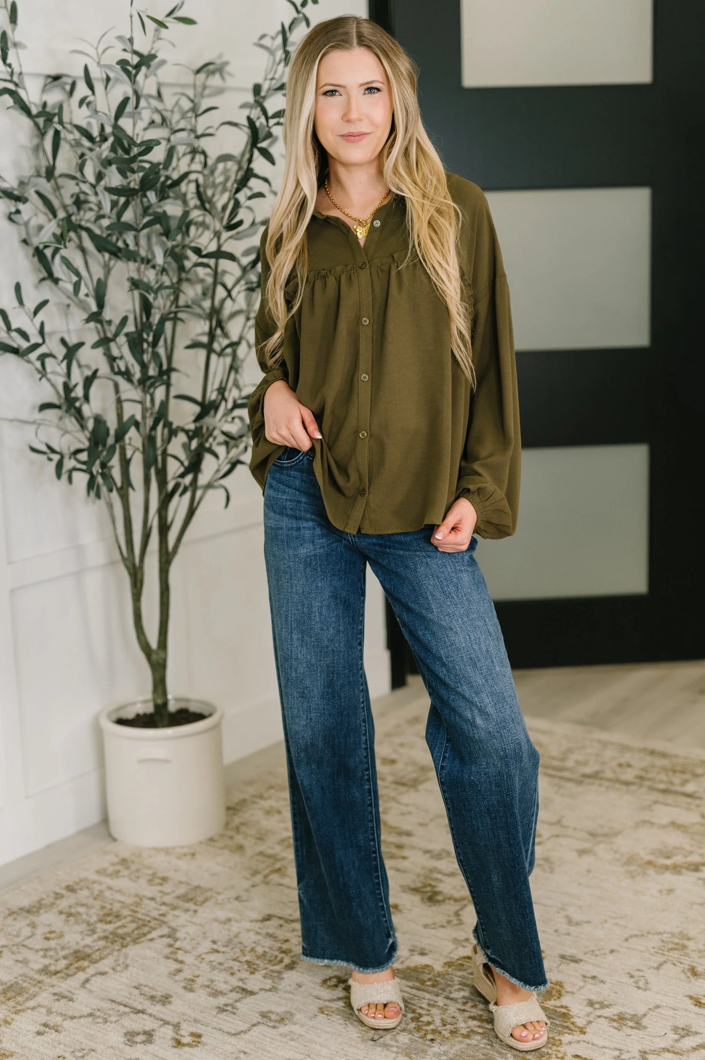 Olive green She’s Got A Way button-down blouse, long sleeves, relaxed cotton fit