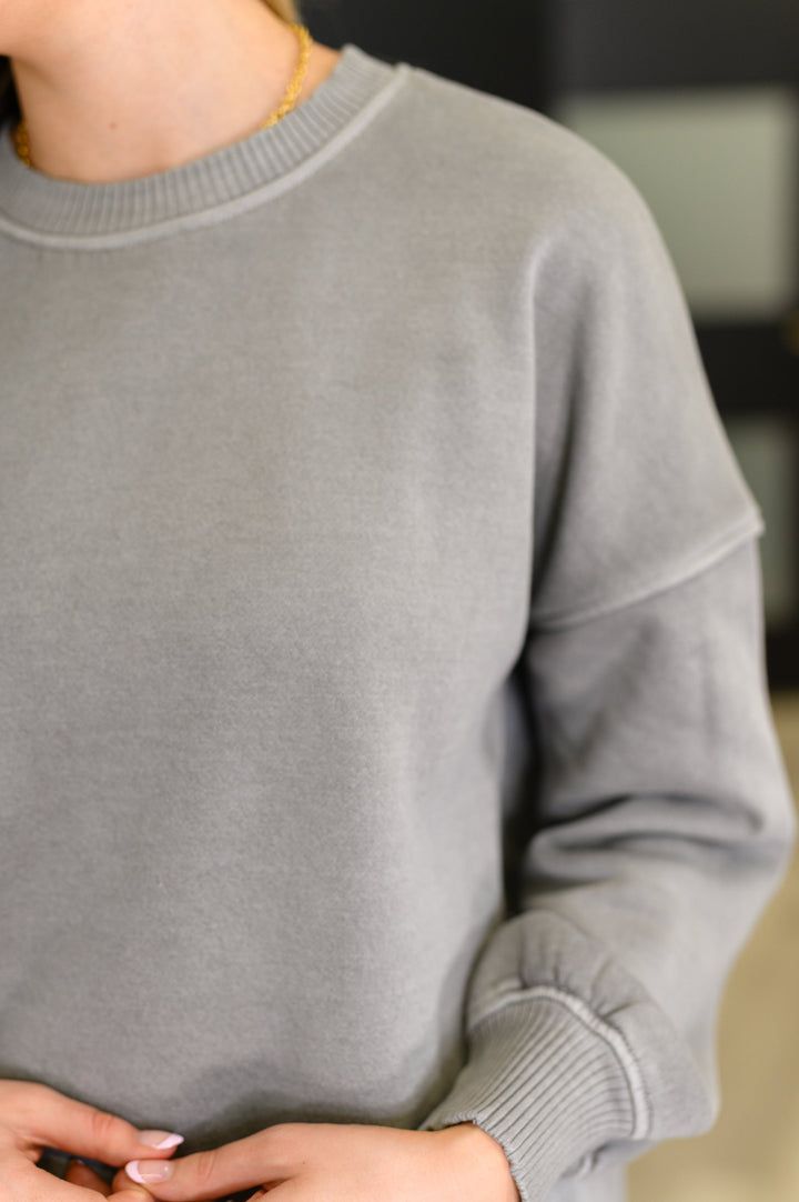 Stepped Hem Pullover in Sleet