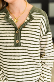 Timeless Lines Contrast Henley Top | Womens Daverri Fashions