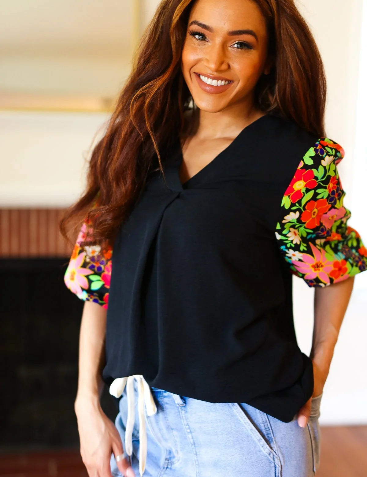 Eyes On You Black Floral Puff Sleeve V Neck Top | Daverri Fashions