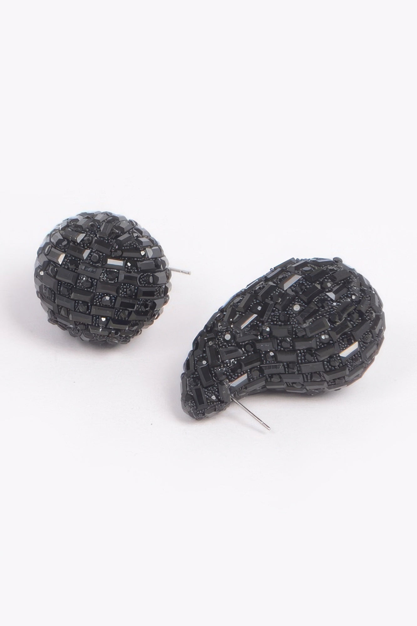 Rhinestone Tear Drop Earring Black Earrings