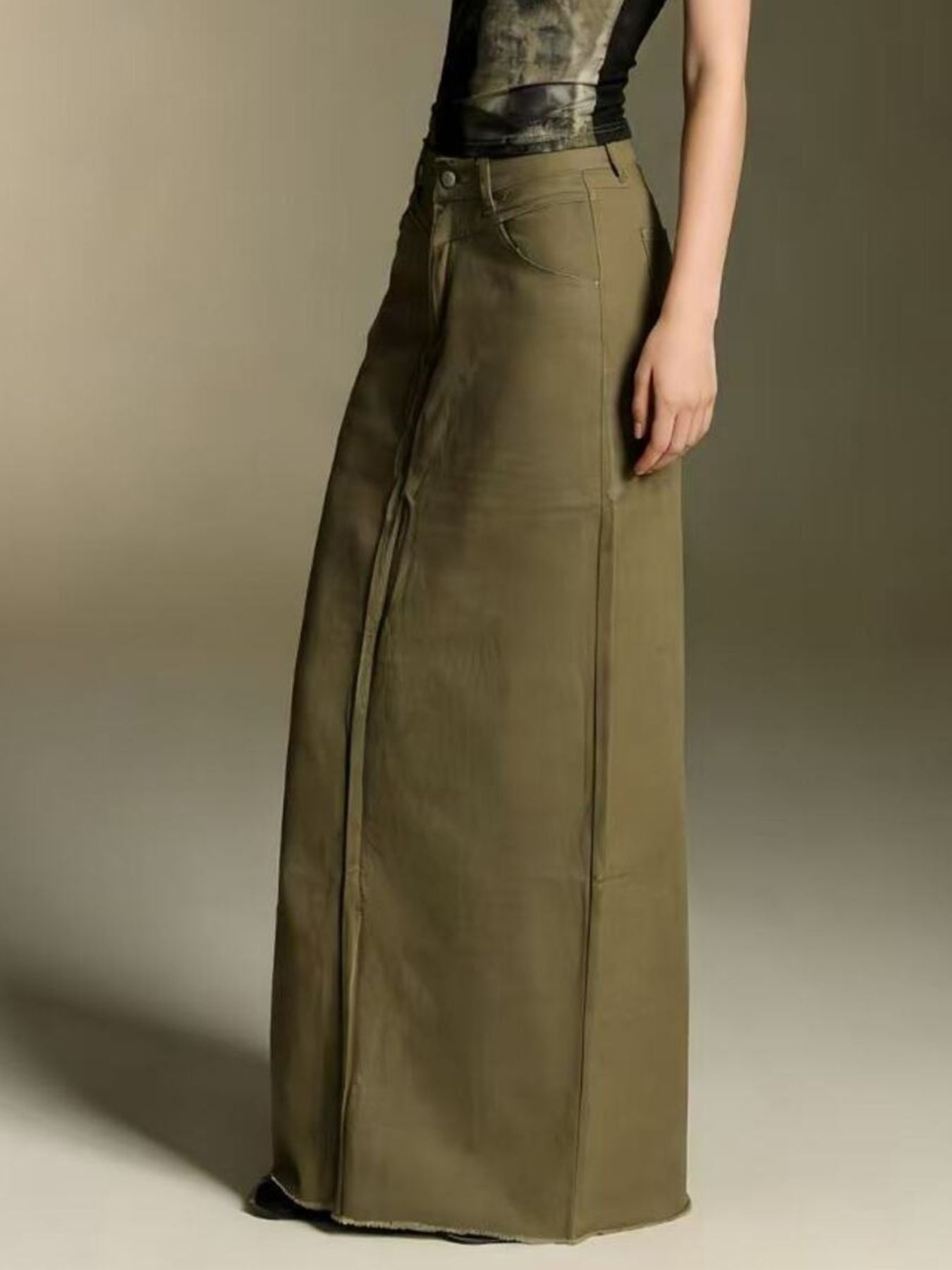 Olive green high-waist wide-leg raw hem maxi denim skirt front zipper