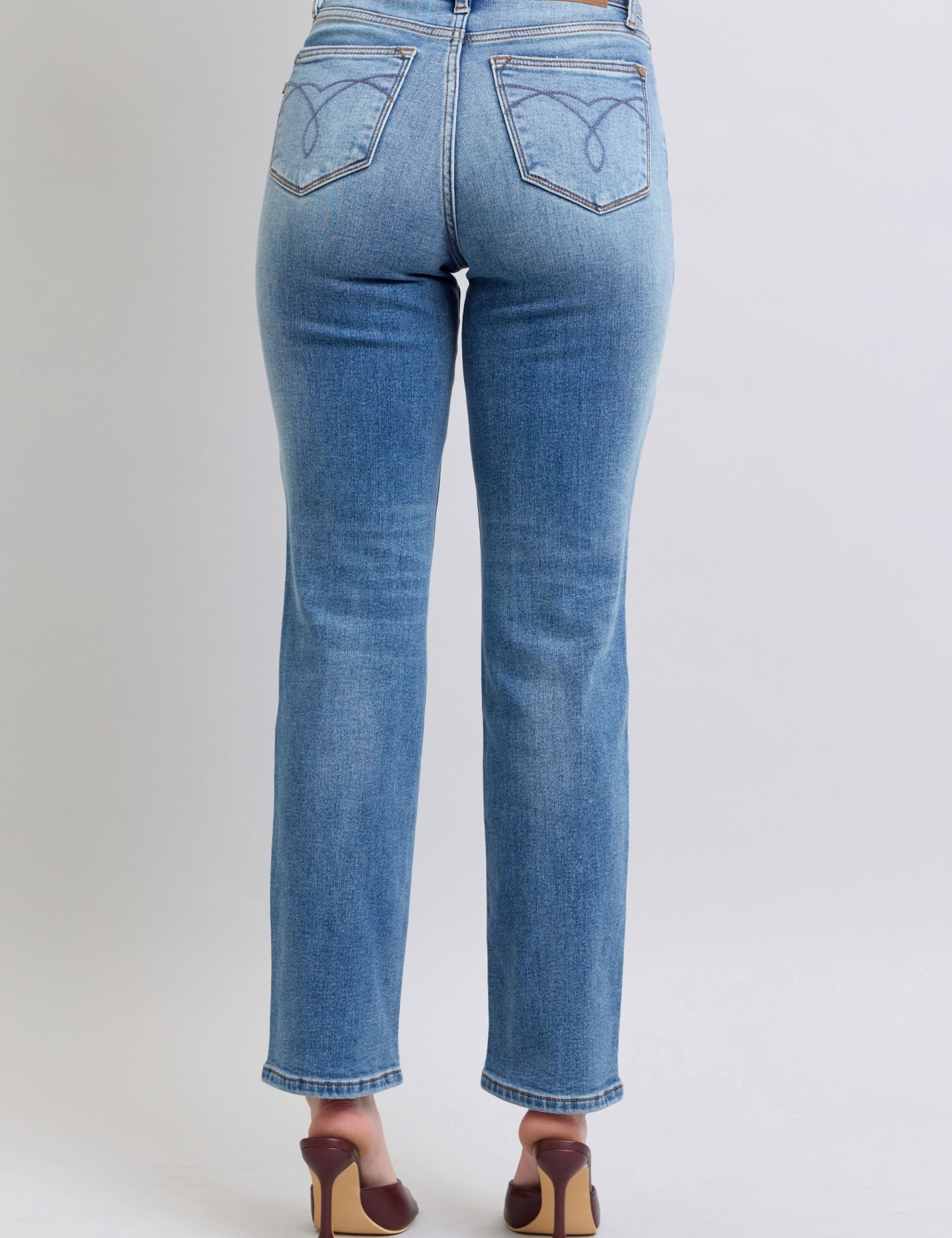 Judy Blue Full Size Run Vintage Wash Thermal Straight Jeans | Daverri Fashions