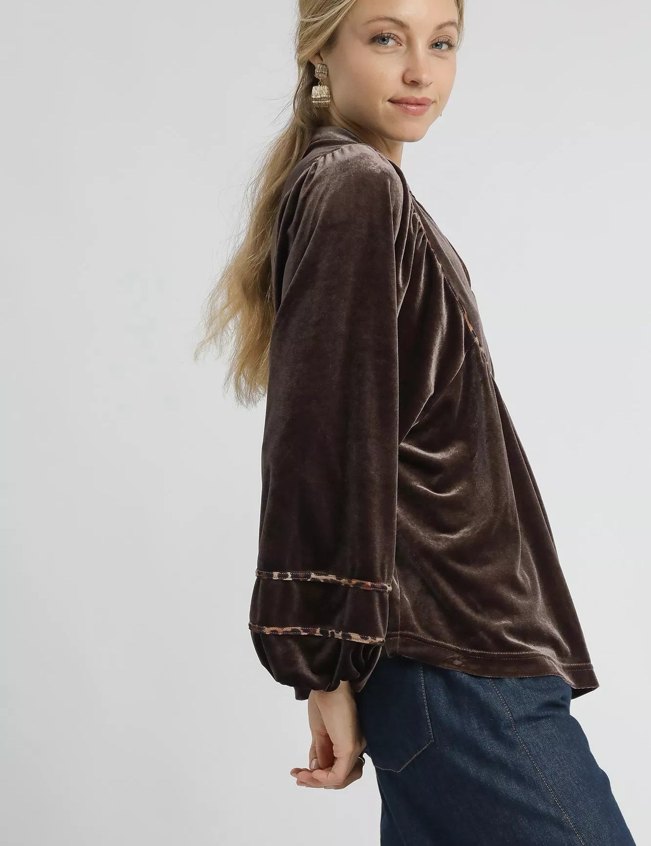 Umgee Velvet Long Sleeve Blouse with Contrast Trim | Blouses Daverri Fashions