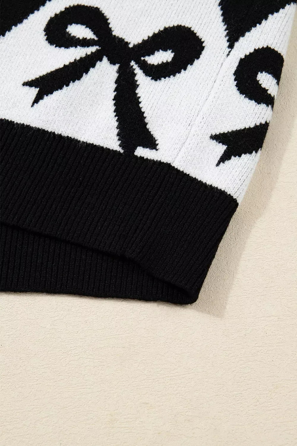 Bow Pattern Long Sleeve Contrast Sweater - DAVERRI FASHIONS