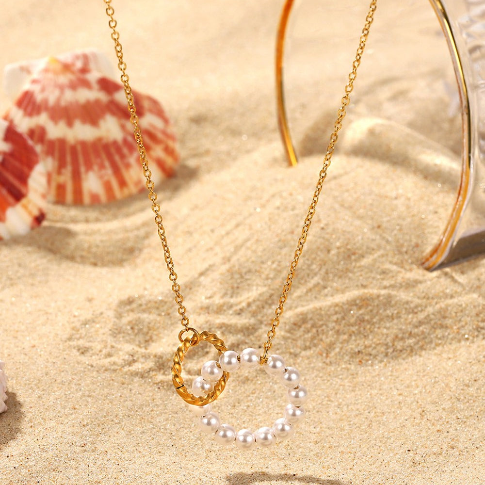 White Gold One Size Pearl Hoop Link Pendant Necklace | Necklaces Daverri Fashions