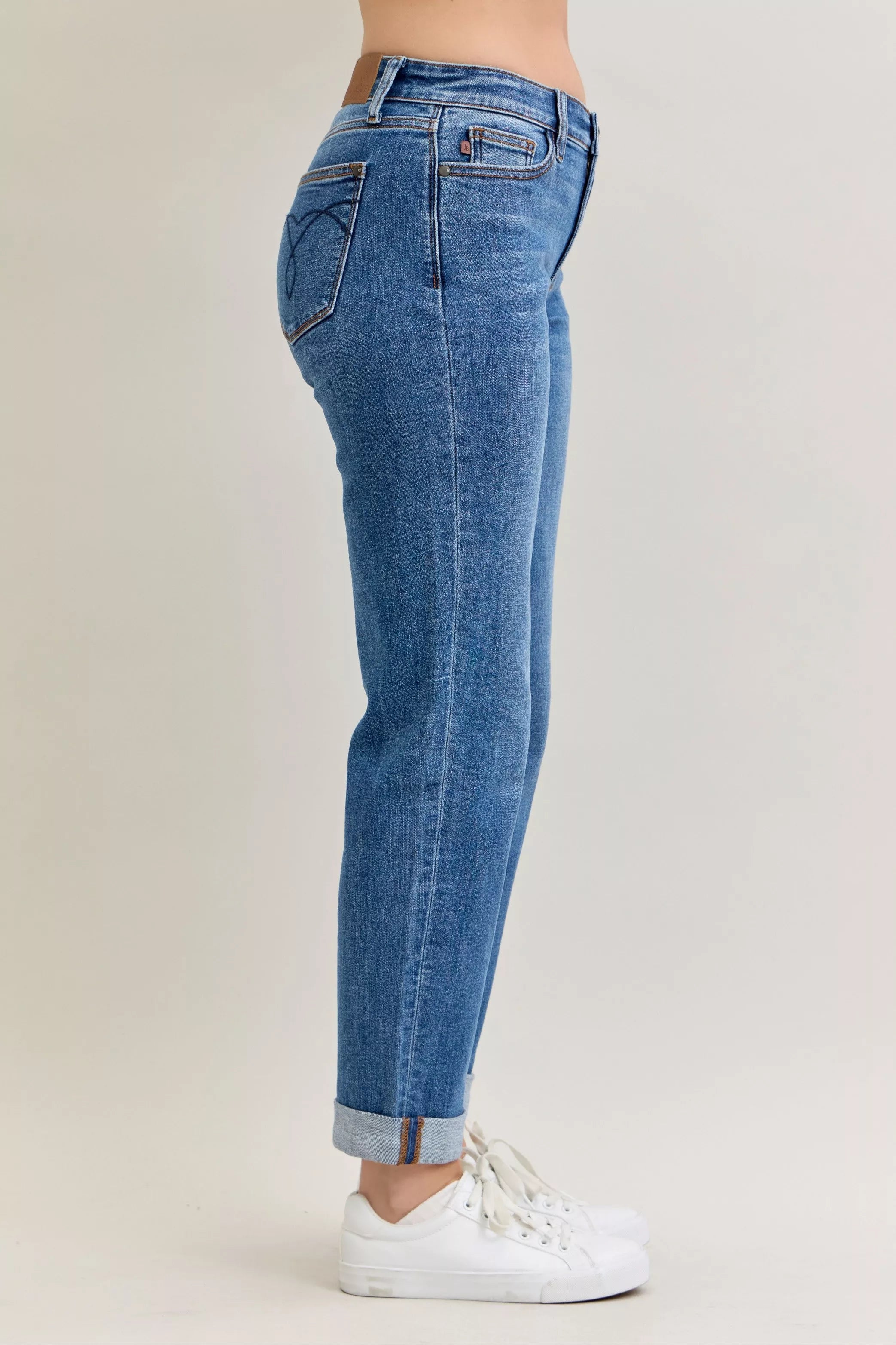 Judy Blue Full Size Mid Rise BF Classic Cuffed Jeans Plus Size | Jeans Daverri Fashions