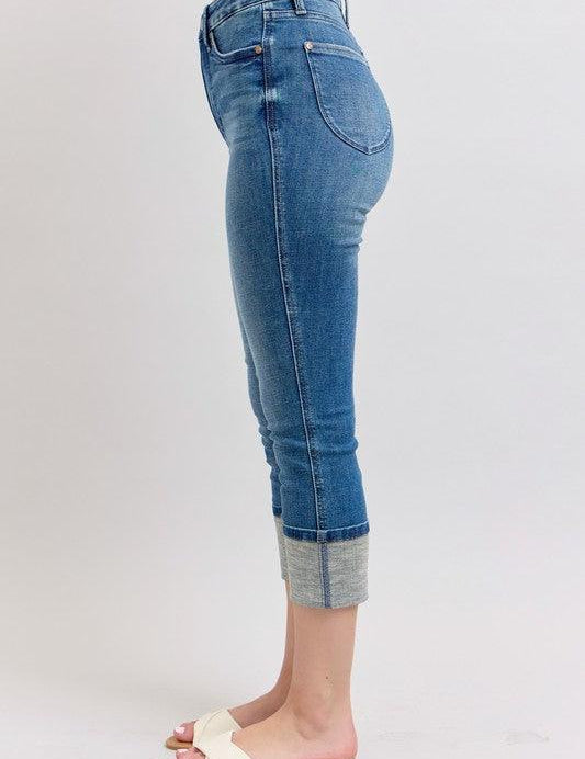 Judy Blue Full Size Skinny Cuff Capris Jeans with Pockets | Capri Jeans Daverri Fashions