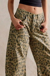 Retro Barrel Jeans with Pockets | Jeans Daverri Fashions