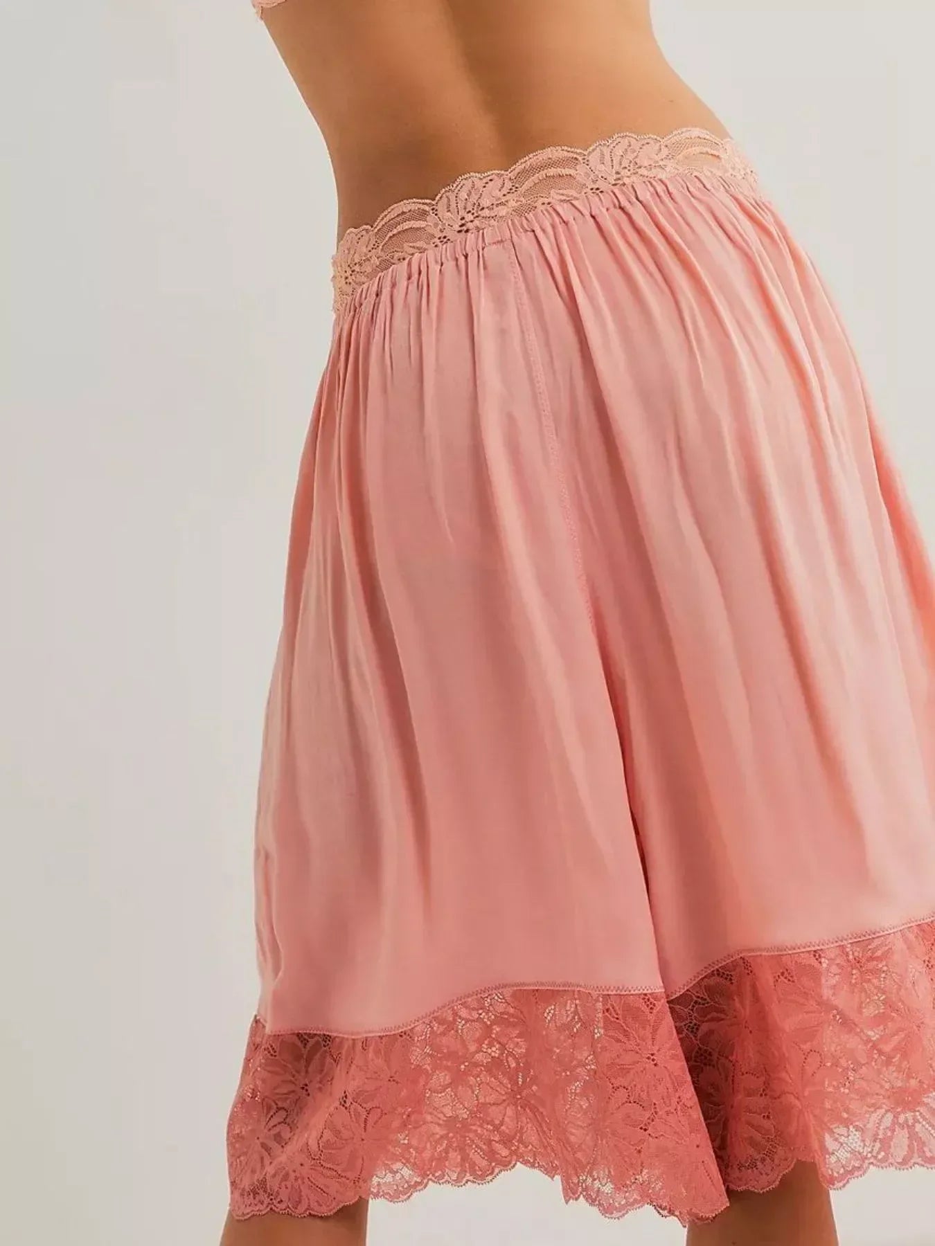 Lace Detail Shorts - DAVERRI FASHIONS