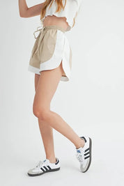 MABLE Drawstring Waist Contrast Trim Detail Shorts | Shorts Daverri Fashions