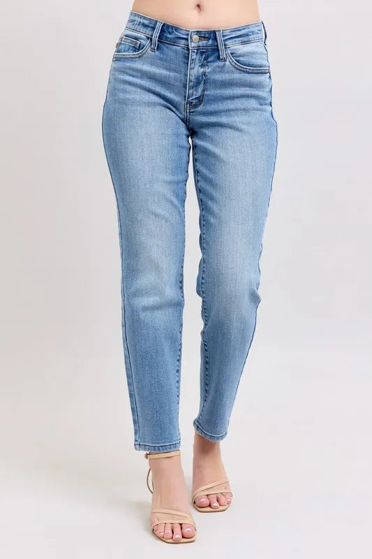 Judy Blue Full Size Mid Rise Vintage Wash Slim Jeans with Cell Phone Pocket Plus Size MD