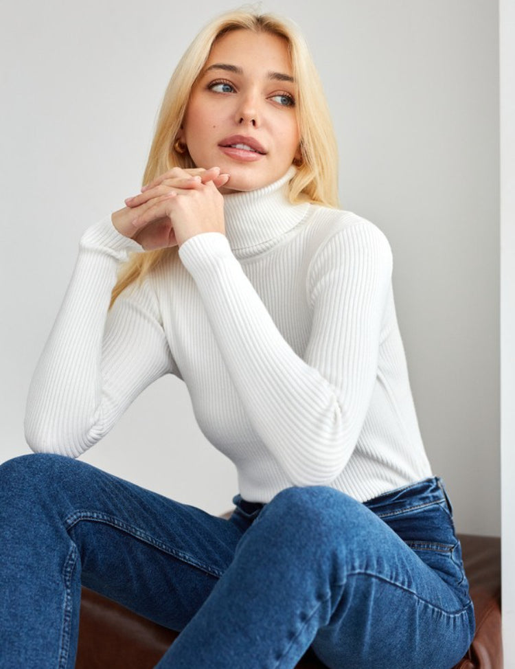 White Free Size Women's Knit Turtleneck Pullover | Sweaters Daverri Fashions